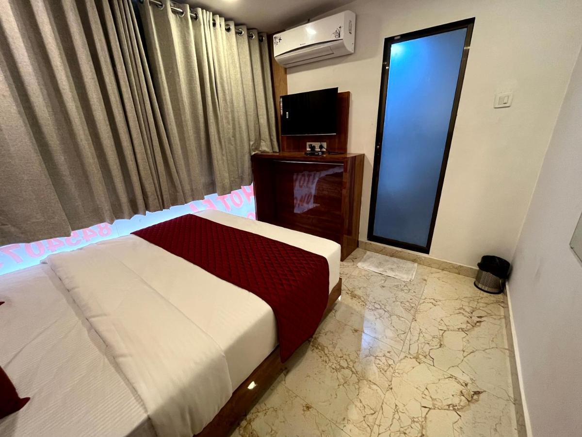 Hotel Delmond Prime- Near Nesco Мумбаї Екстер'єр фото